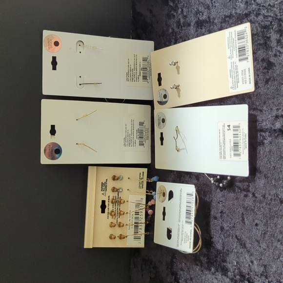 White Stag Lot of 6 Hypo Allergenic Pierced Earrings Studs Hoops - New on Cards - Picture 6 of 6